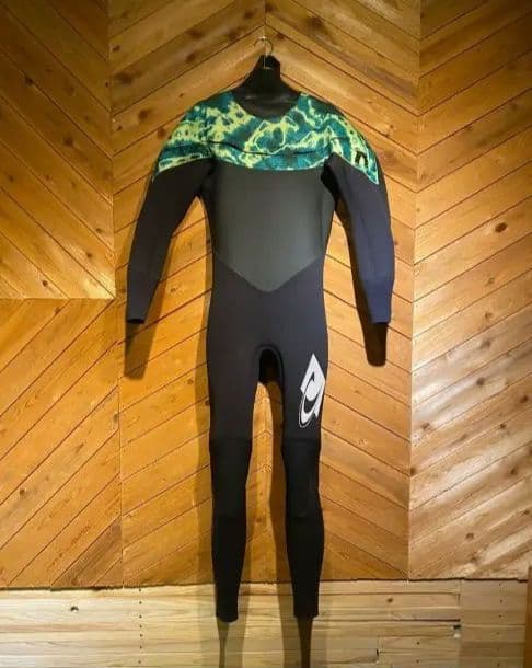 オニール　セミドライ既製Lサイズ