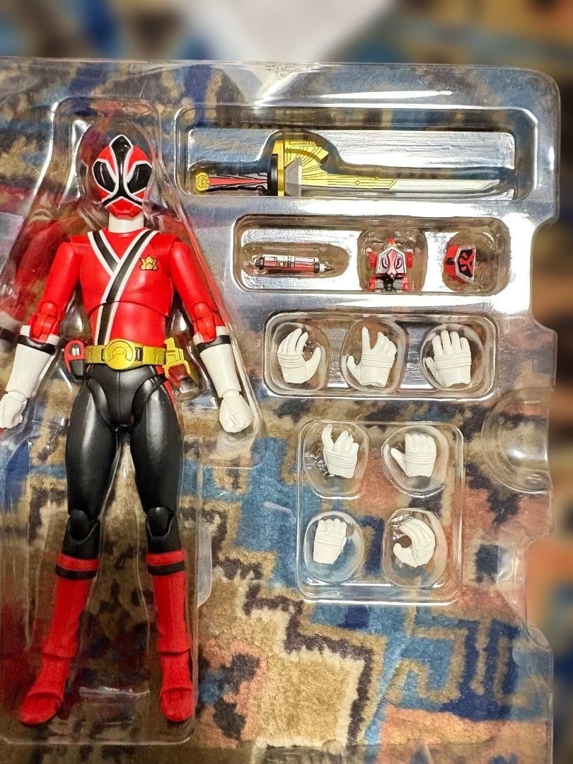 S.H.フィギュアーツ 侍戦隊シンケンジャー シンケンレッド 初回特典 黒子付き