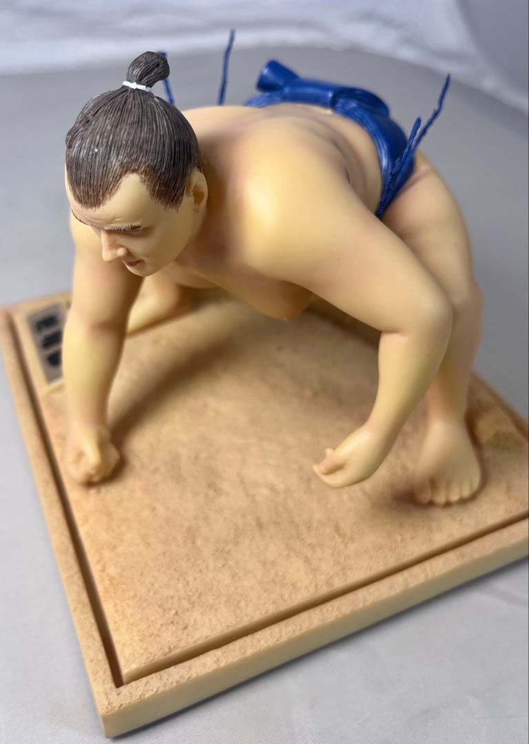 ［希少］大相撲　把瑠都 バルト フィギュア　ケース付き　力士