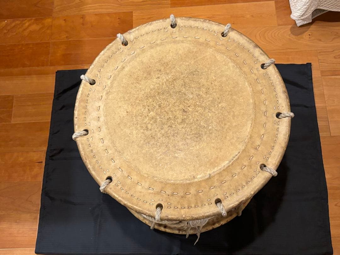 価格80万円程●浅野太鼓 くり抜き胴 和太鼓1尺６寸 打面46cm やまびこ太鼓