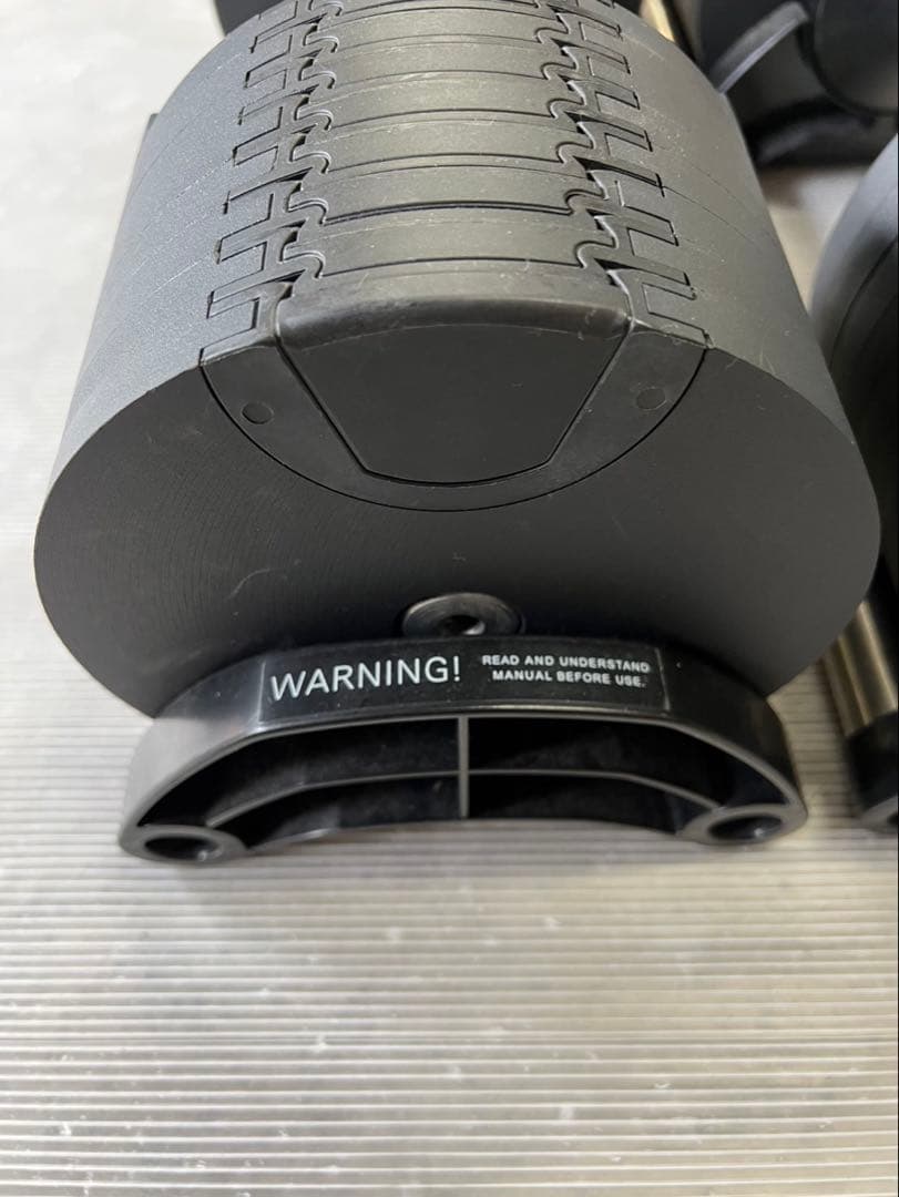 可変式ダンベル　フレックスベル　NUOBELL 2kg刻み32kg 16段階調整