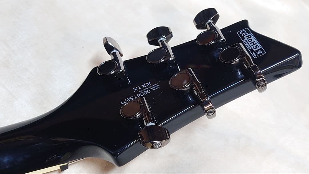 Cort KX1X フレイムメイプルトップ EMGピックアップ ソフトケース付き