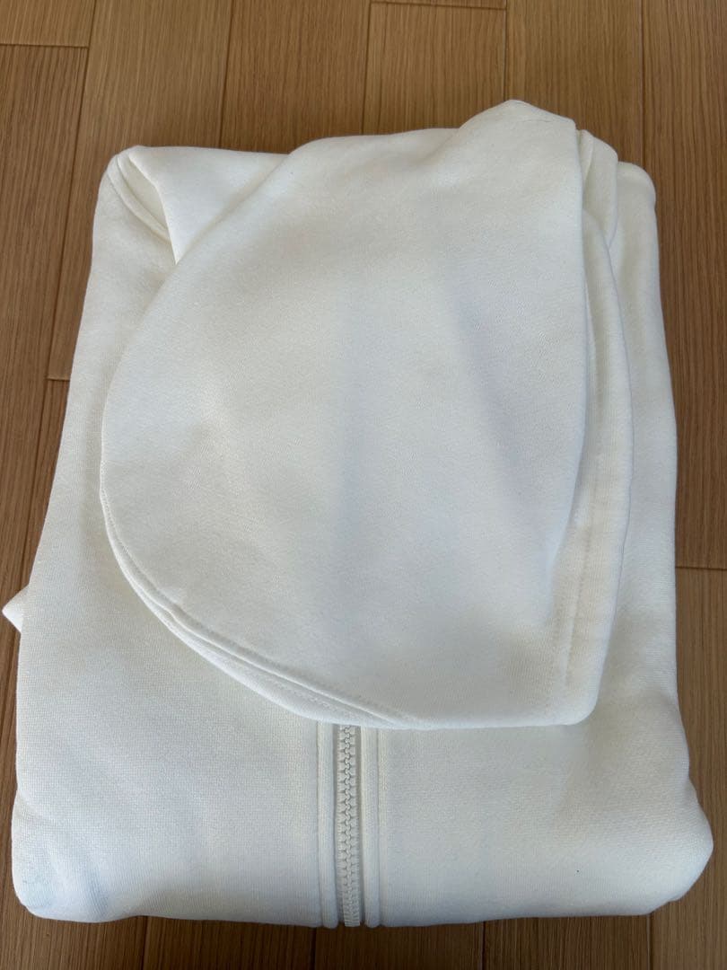 モーニング娘。ホワイト ジップアップパーカー