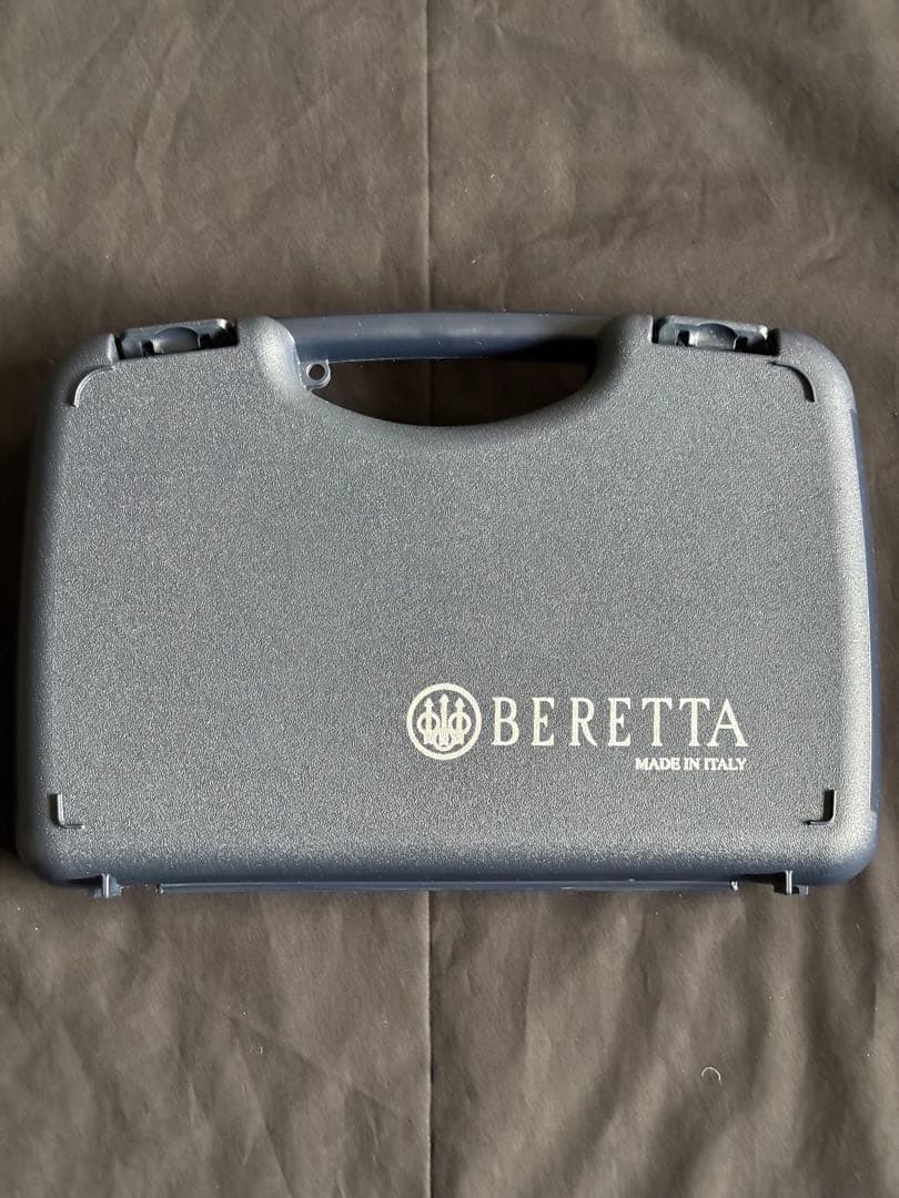 東京マルイ ガスブローバック px4 レーザーサイト装着