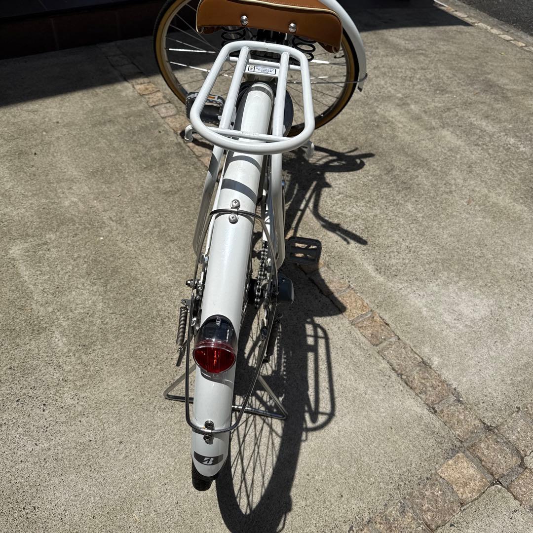 ブリヂストン　自転車　カジュナ　ピュアホワイト