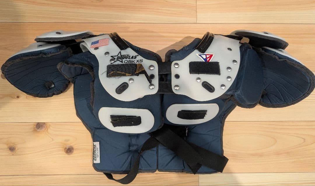 残り30分【1/14限定】DouglasQBKXSショルダーパッドXS ネイビー