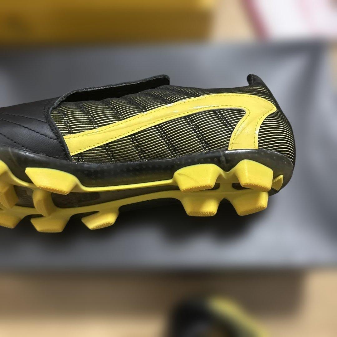 新品　未使用品　adidas スパイク　プレデター　F30 激レア　箱付き