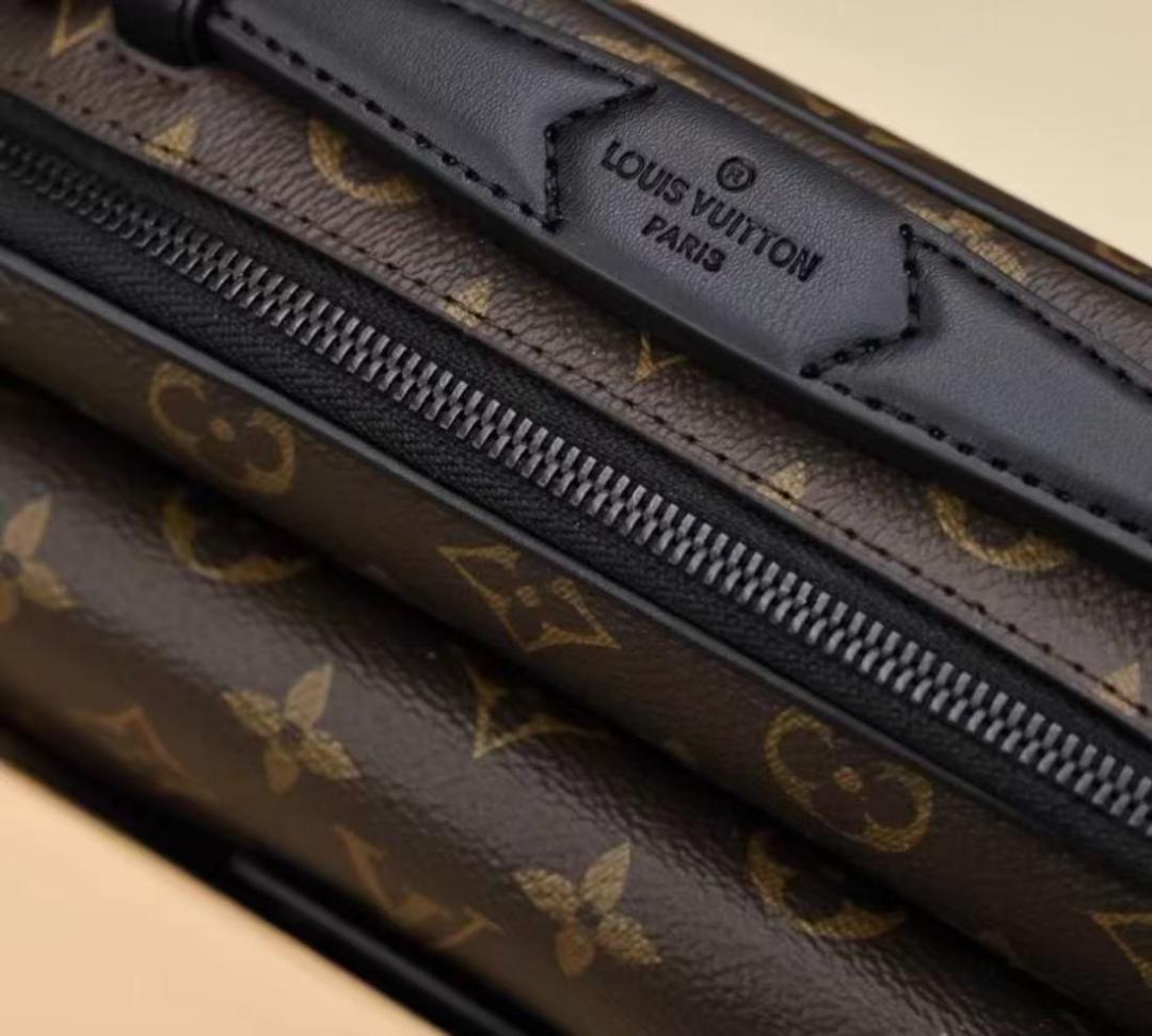 状態良好 ✨モノグラム ボディバッグ m45806