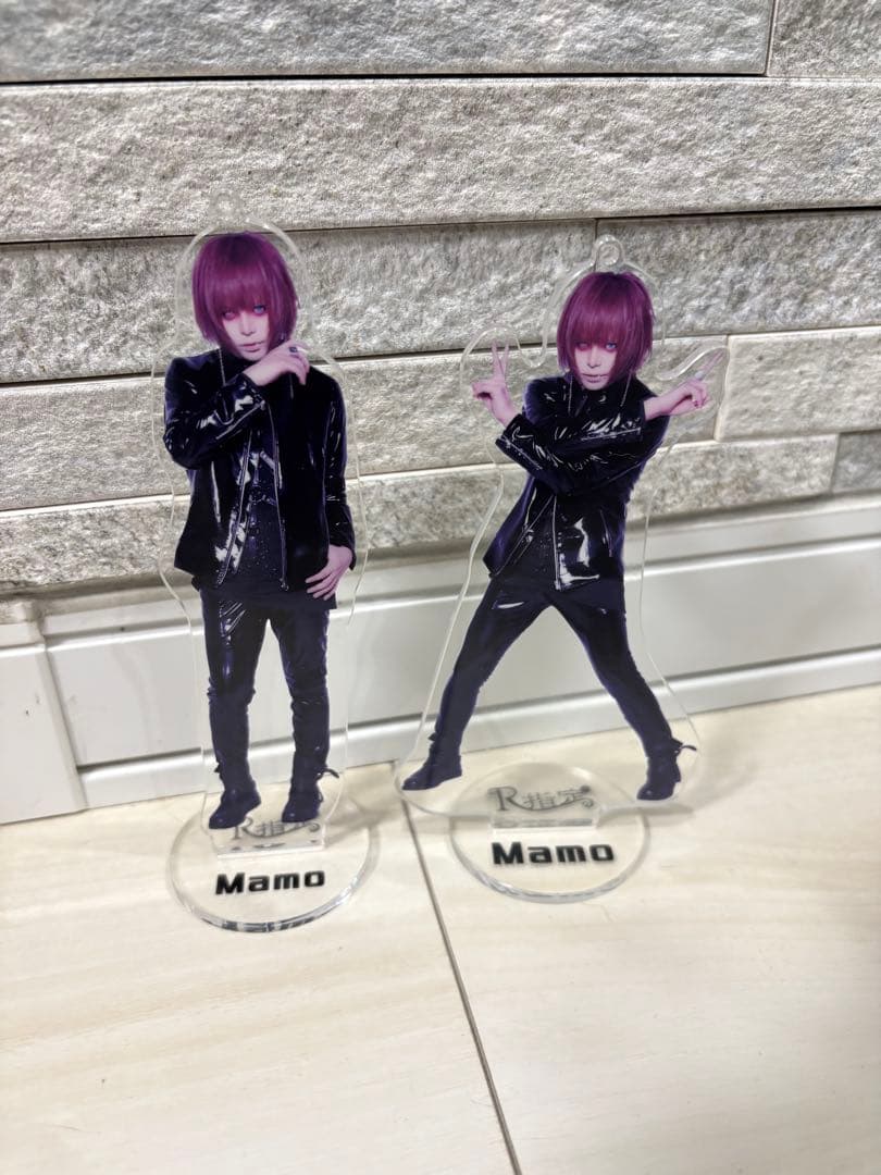 R指定マモさんのアクリルスタンド