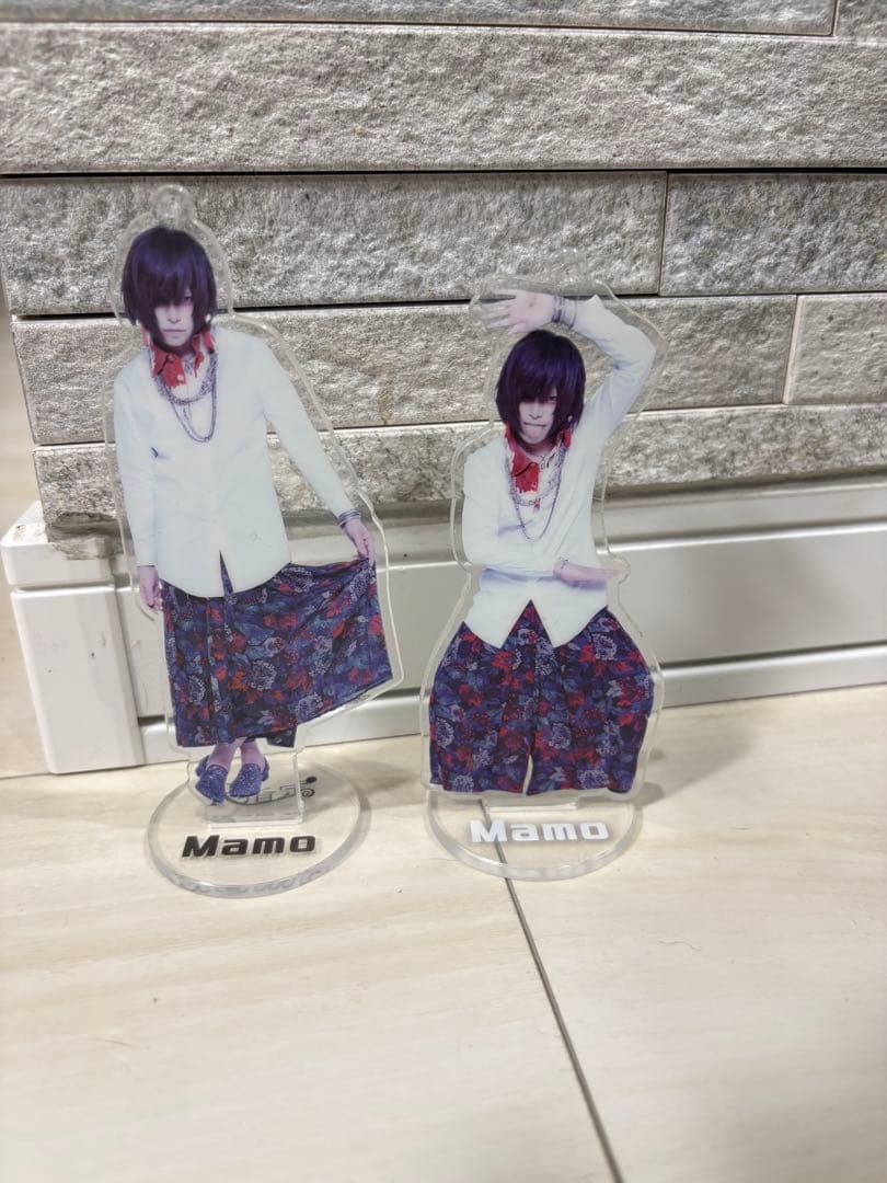 R指定マモさんのアクリルスタンド