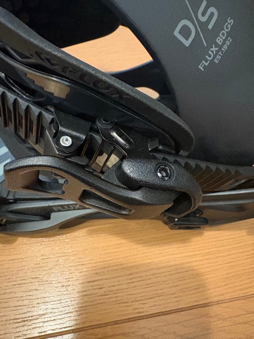 1*3様 フラックスDS ビンディング　Mサイズ　【美品】　箱付き