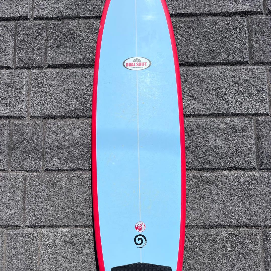 美品　サーフボード　ミッドレングス　テイクオフ激早　7’0ft すぐ乗れる