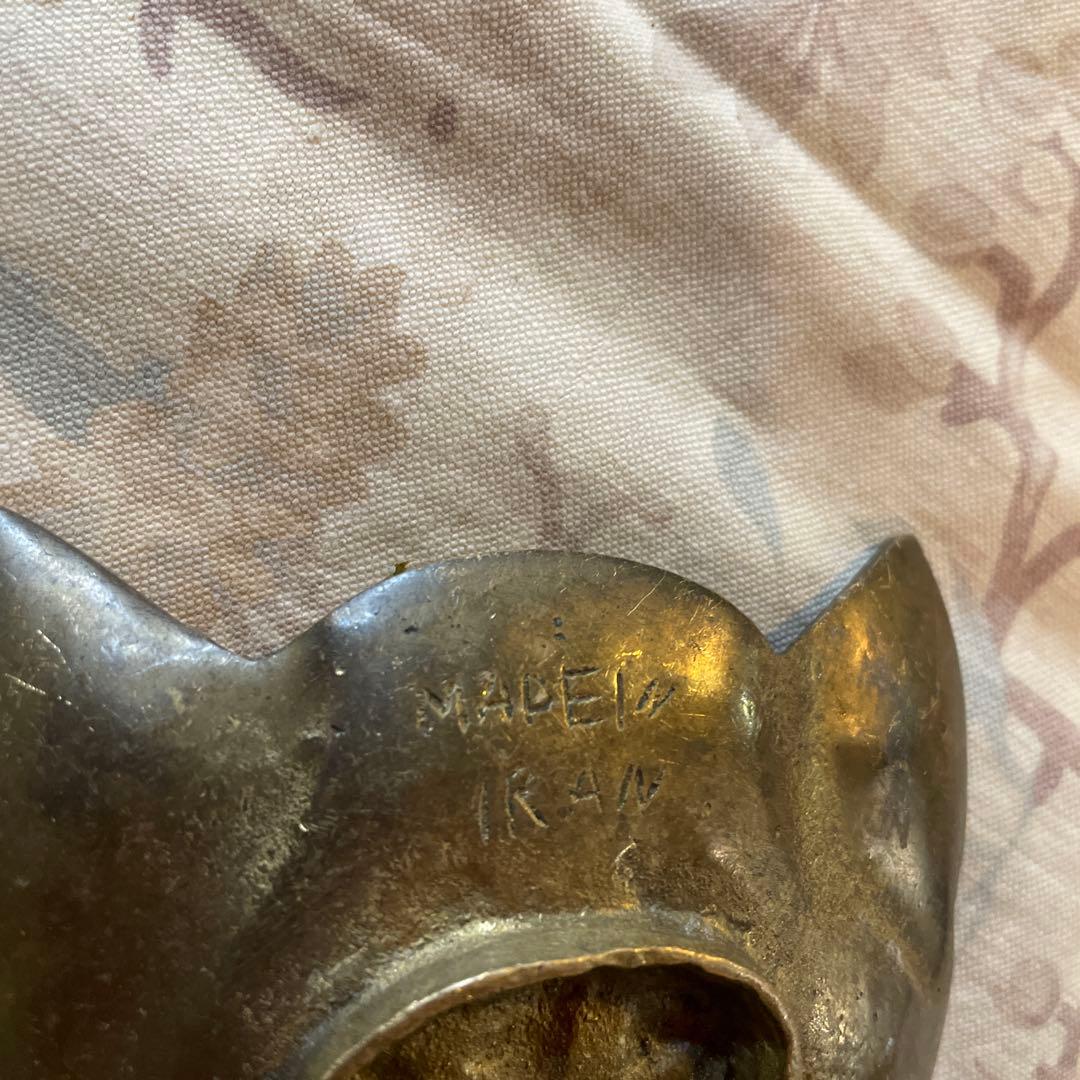 343イギリス買い付け猫の顔型金属製小物入れ重いブロンズ風