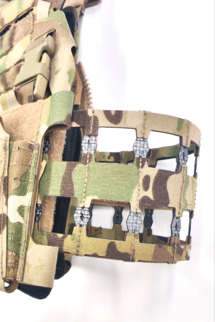 VOLK TACTICAL GEAR V-DPC MC プレートキャリア（廃盤）