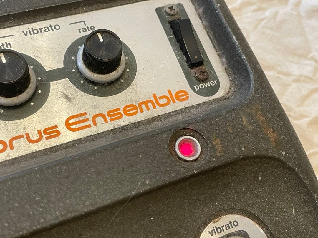 【夏休み１０%OFF】BOSS CE-1 ヴィンテージ　ギターエフェクター