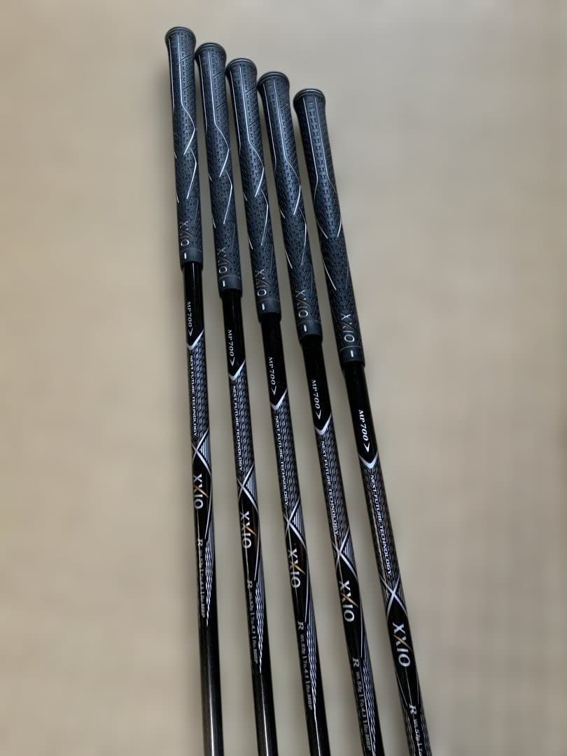 XXIO7 アイアンセット 5本(6〜PW) R 純正オプション赤バックフェース