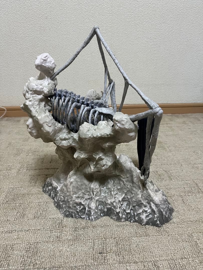 進撃の巨人 一番くじ ラストワン 終尾の巨人 フィギュア