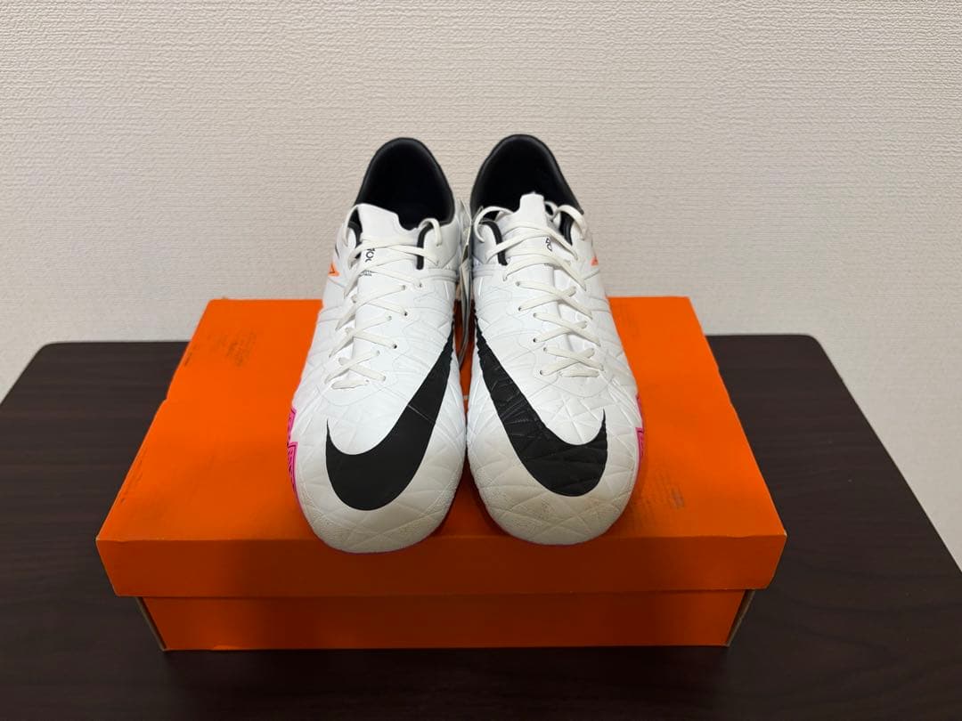 Nike サッカーシューズ ホワイト/カラフル