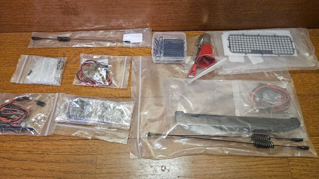 トラクサス trx4 ディフェンダー 1/10