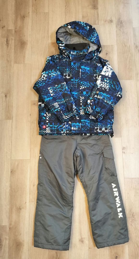 AIRWALK スノーボードウェア 子ども用