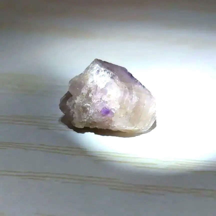 ハックマナイト結晶　希少宝石鉱物標本