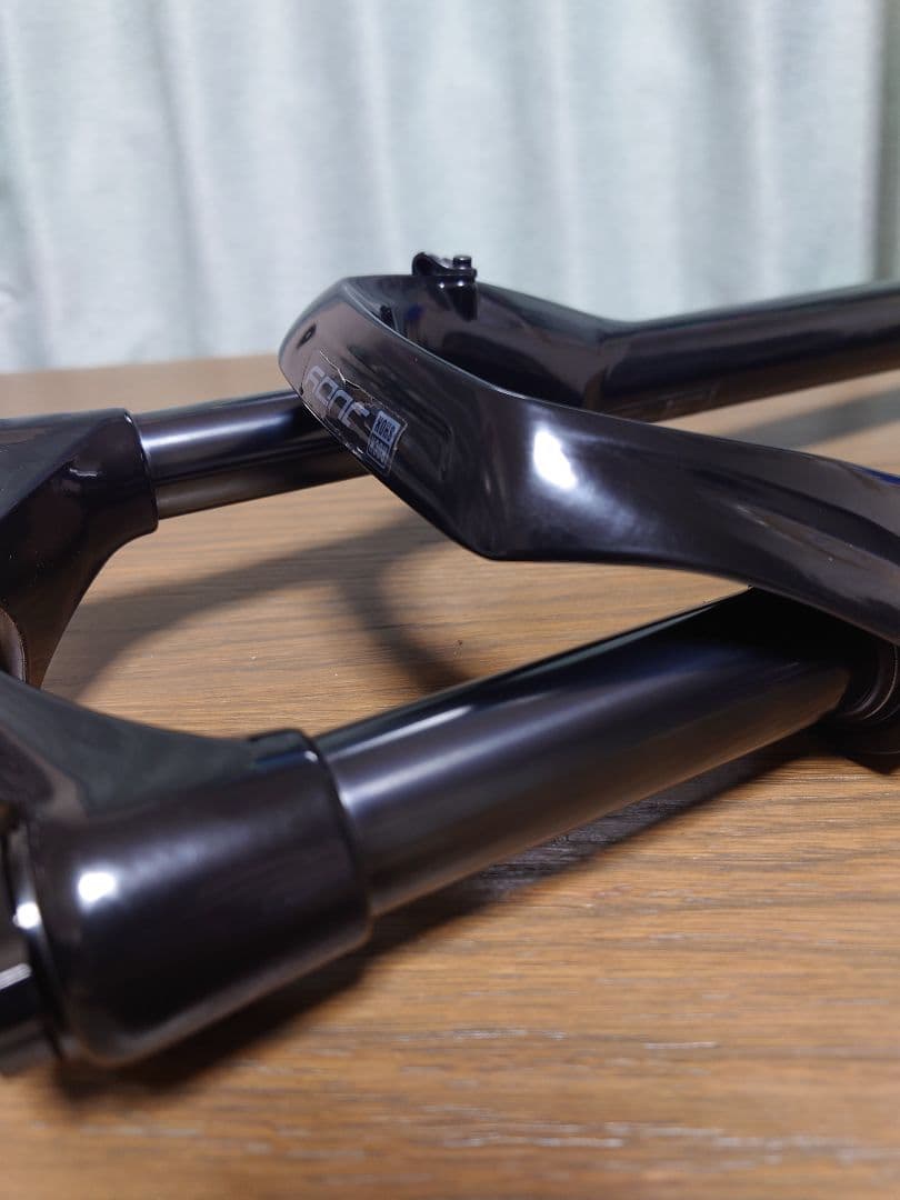 ROCKSHOX サスペンションフォーク　29er JUDY　SL