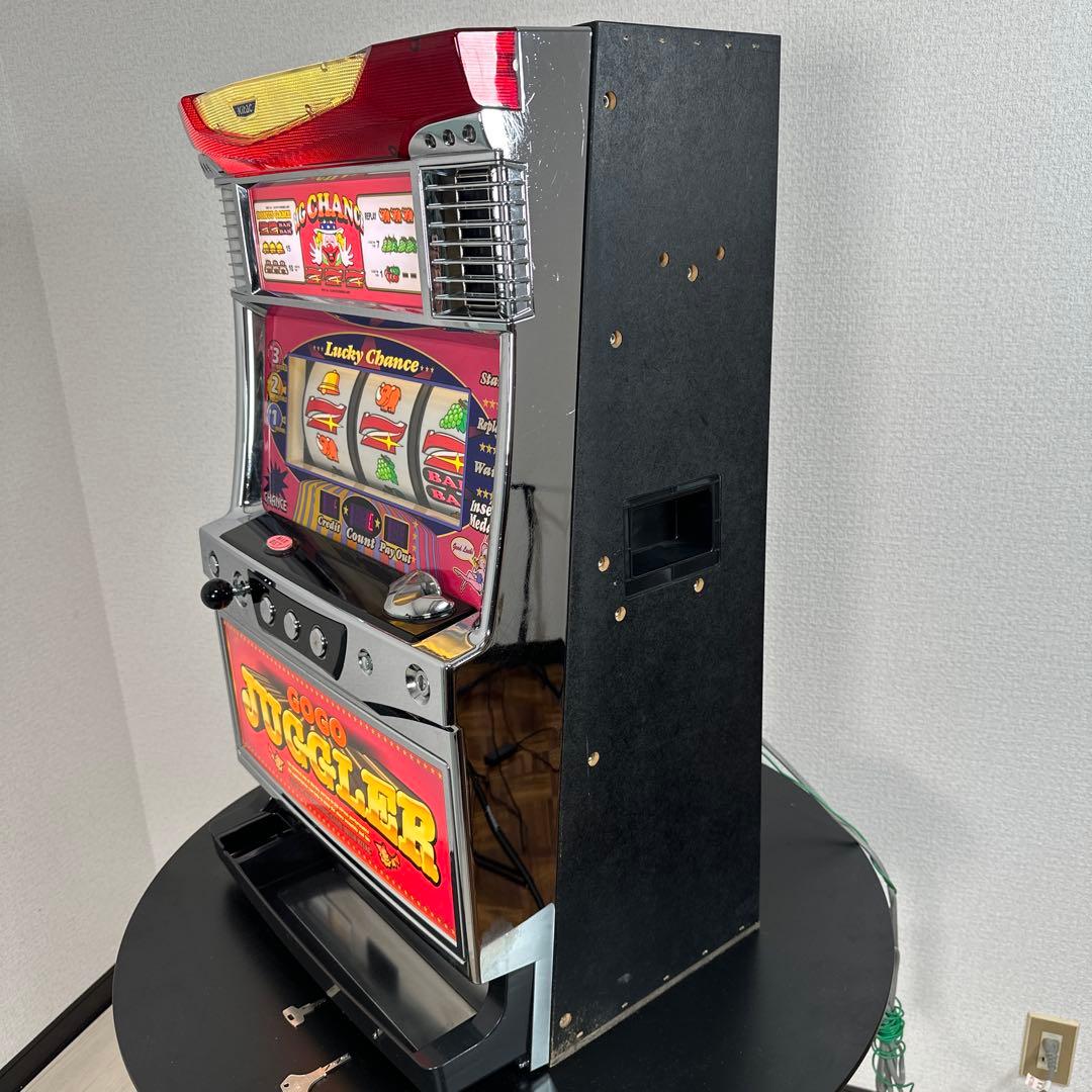 パチスロ実機 ゴーゴージャグラー 不要機 ドアキー/設定キー付属 i1※