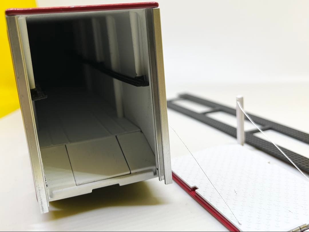 MINIGT 1/64 メルセデス アクターズ レーシングトランスポーター