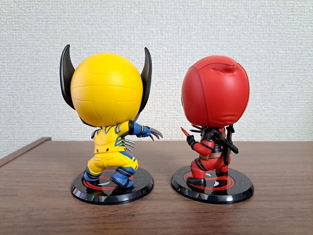ホットトイズ　コスベイビー(S) デッドプール　ウルヴァリン
