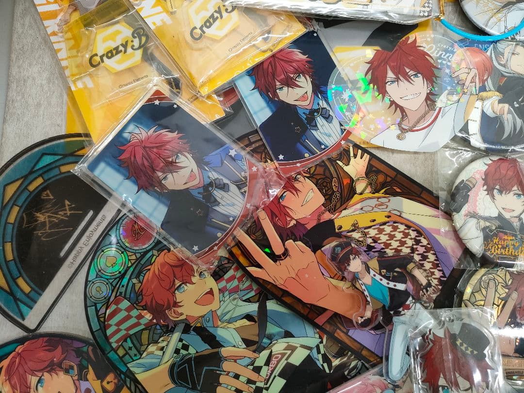 あんスタ　あんさんぶるスターズ　グッズ　缶バッジ　アクスタ　まとめ　100点以上