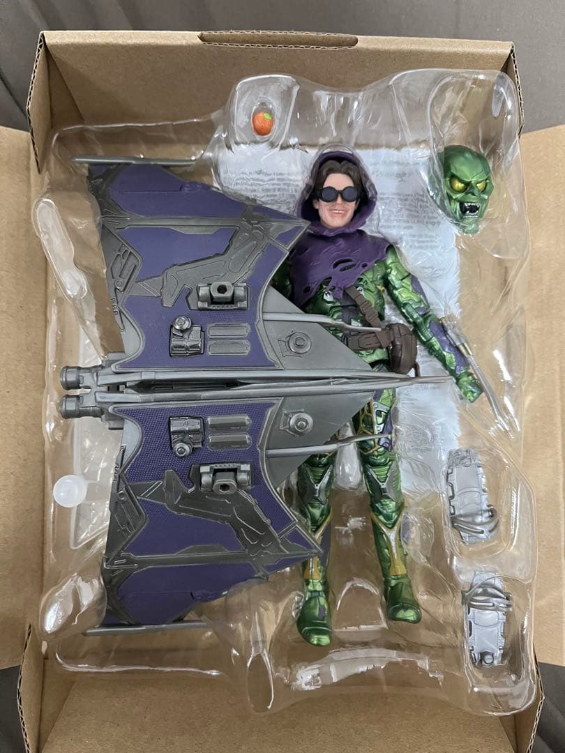 ハズブロ　マーベルレジェンド　グリーンゴブリン　開封済