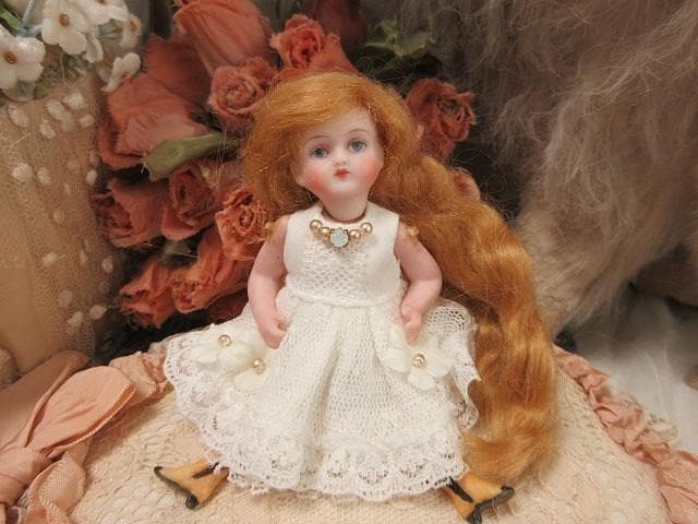 とても綺麗な　ヴィンテージ　ミニョネット　作家　Harriet Hammond