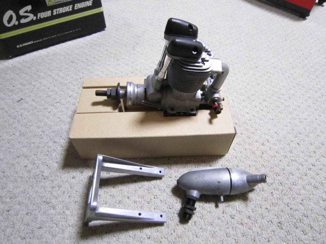 小川精機　OS 4ストローク エンジン FS95V