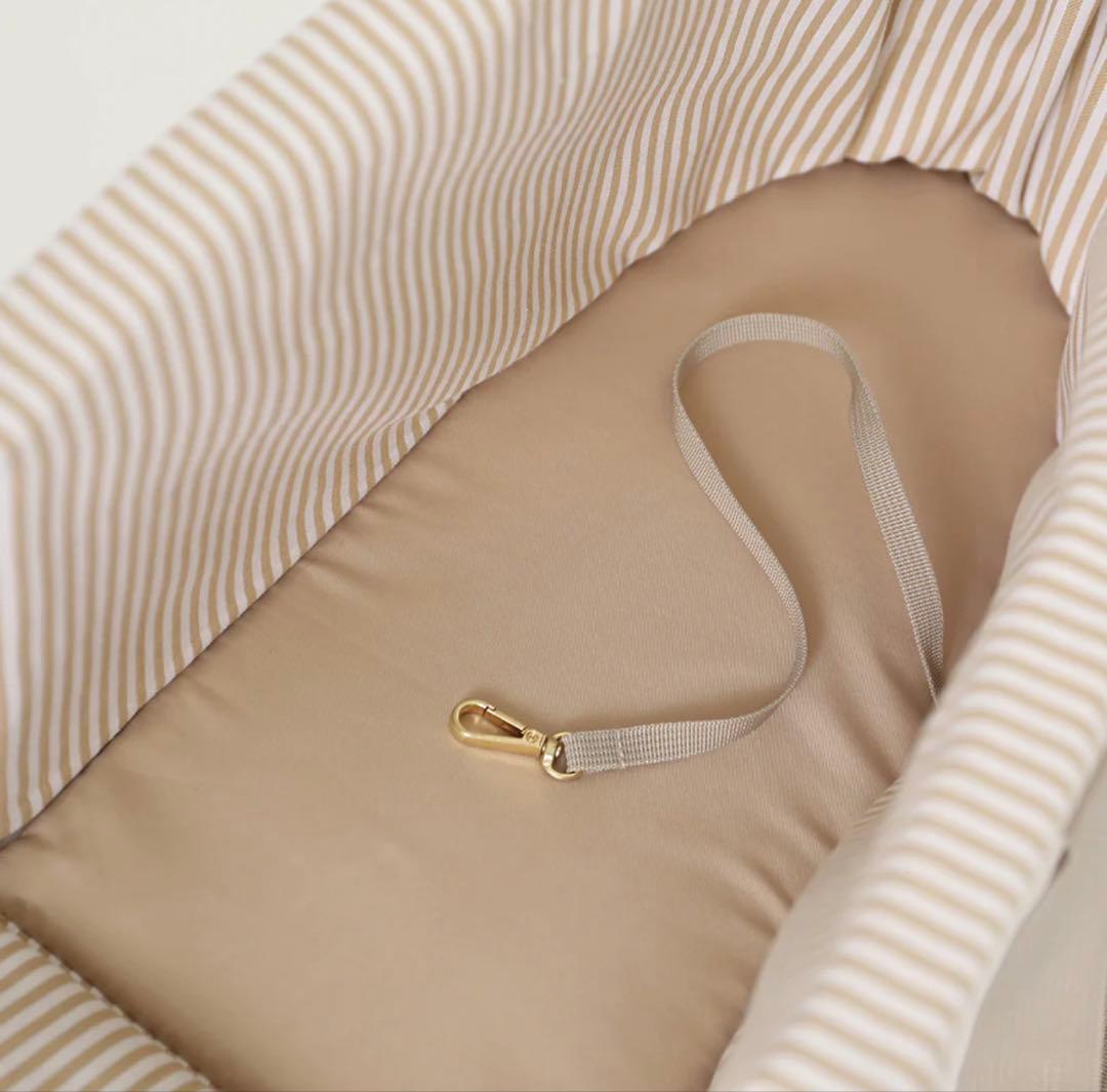 値下中　新品⭐︎モンシェリストライプドライブセンターペットベッド　ドライブベッド