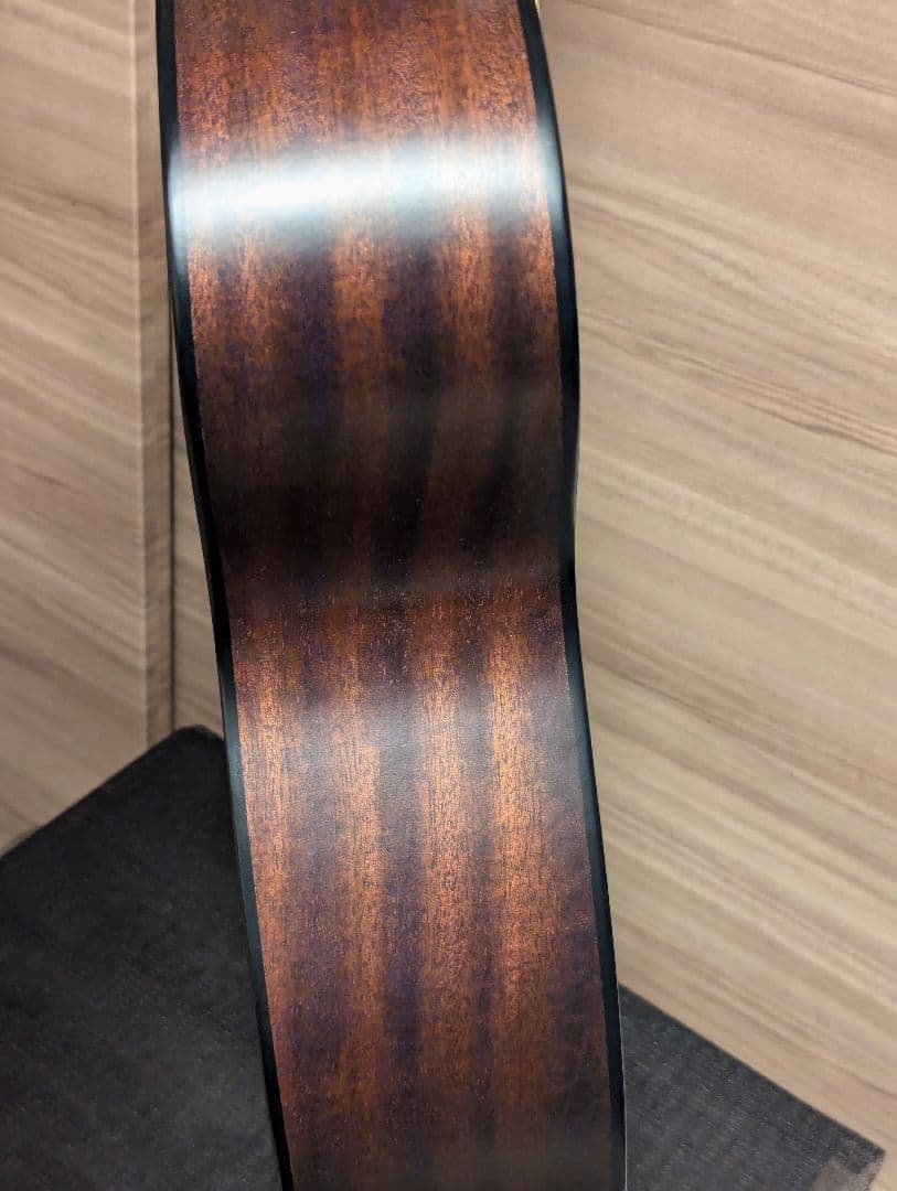 EIKISM Nagi Guitars Cherry Ebony エレアコ
