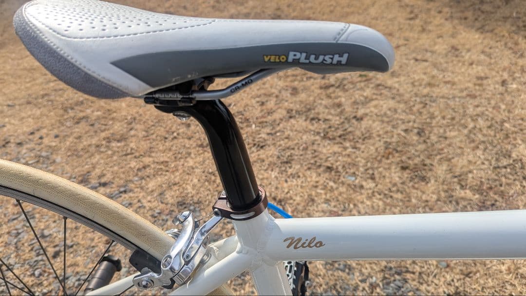 小さいサイズのロードバイクホワイト 3×7s 700×23c 宮城県 手渡し限定