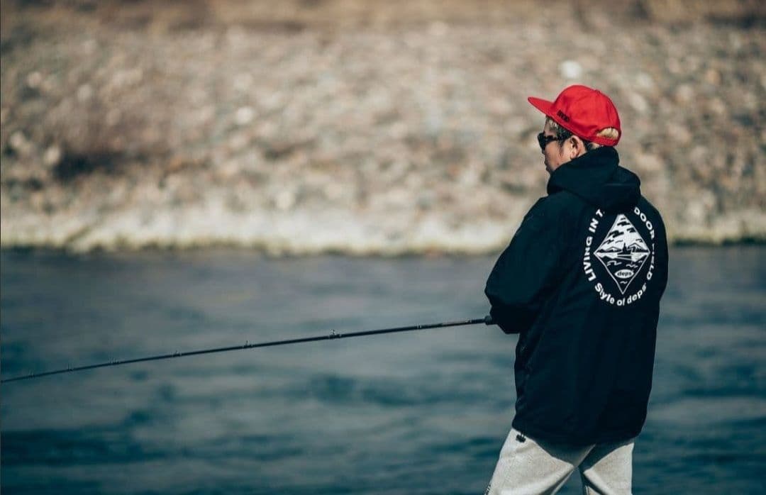 デプス　deps　アノラックパーカー　ナイロンジャケット　L　ブラック