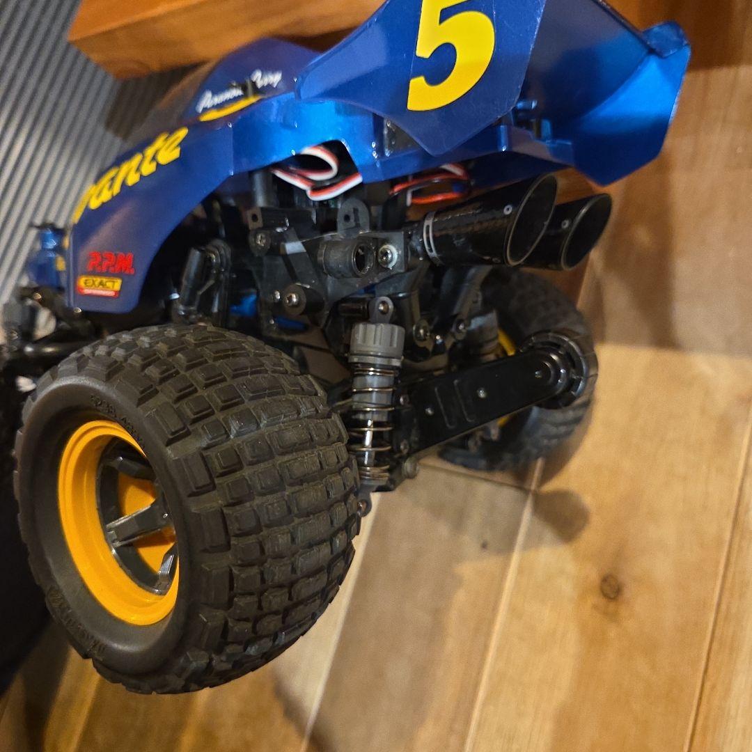 タミヤ　コミカルアバンテ