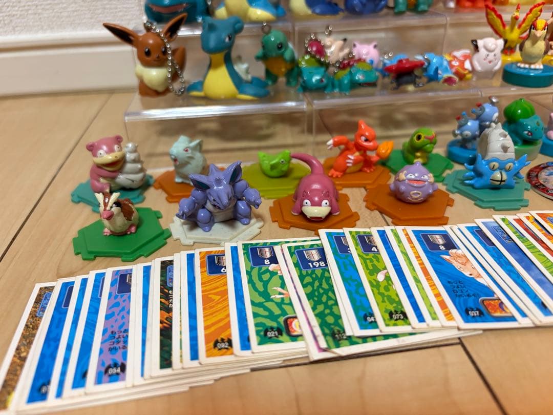 ポケモン 当時物 キーホルダー フィギュア スタンプ シール 貯金箱 まとめ売り