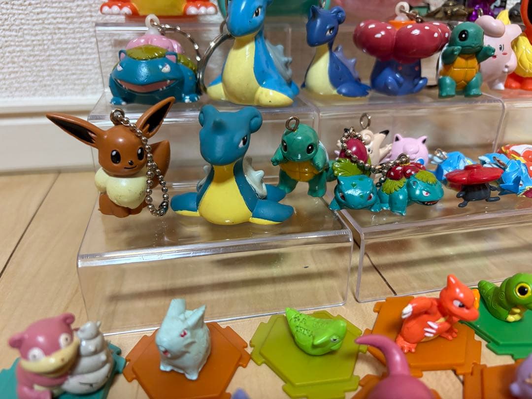 ポケモン 当時物 キーホルダー フィギュア スタンプ シール 貯金箱 まとめ売り