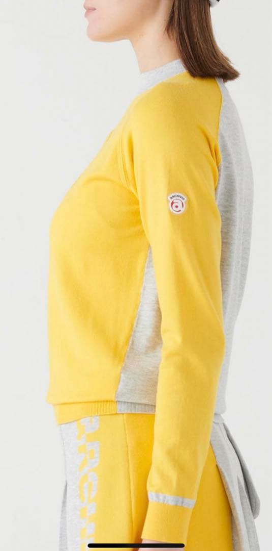 24FW【新品未使用 アルチビオ】少々難有り前後配色立体ロゴクルーセーター38号