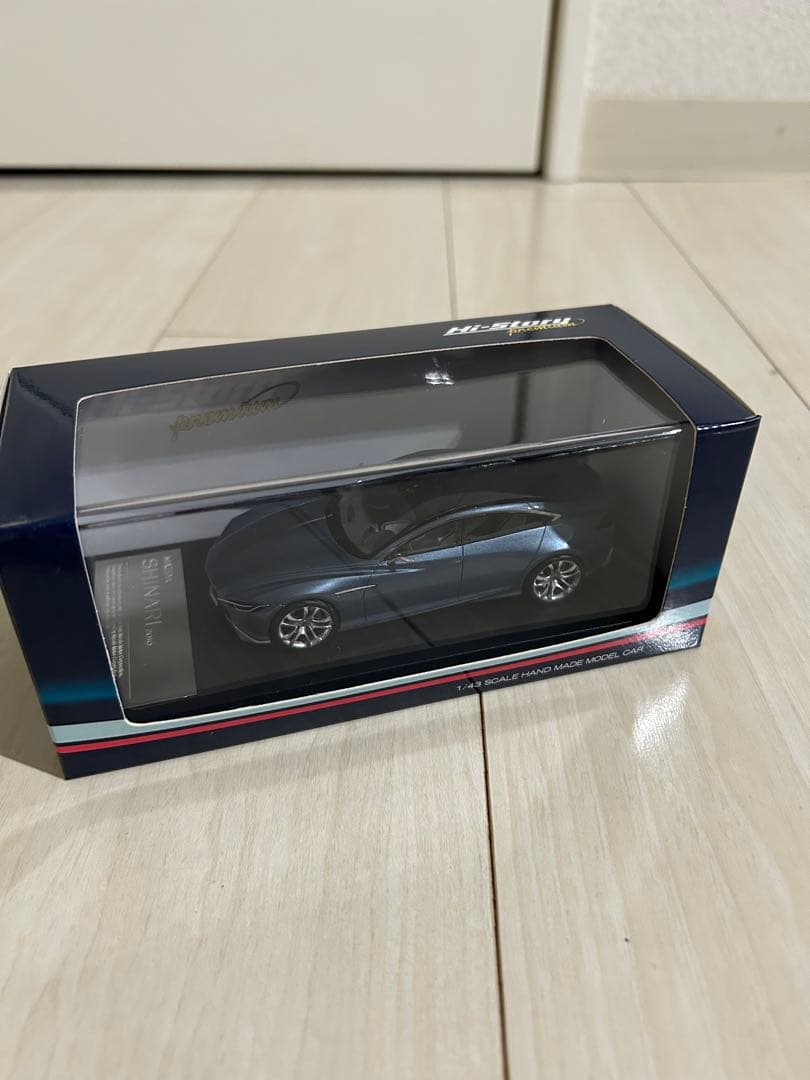 MAZDA SHINARI 1/43 スケールモデルカー