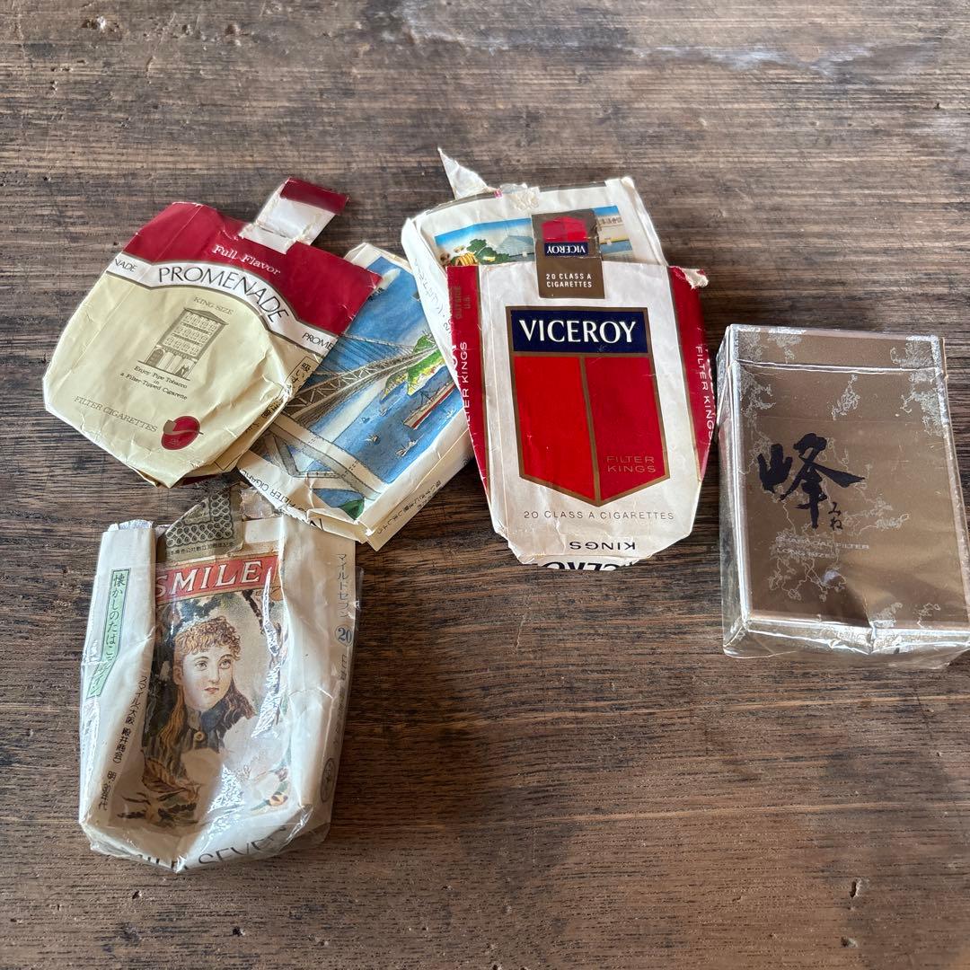 タバコのパッケージ