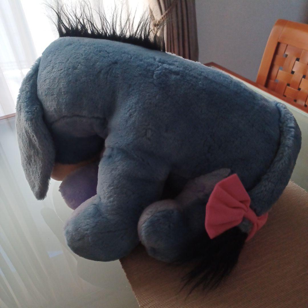 ディズニー　イーヨー　大型ぬいぐるみ