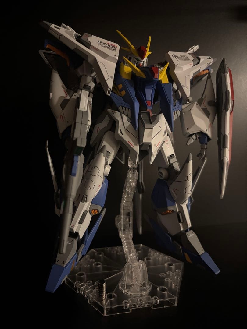 クスィーガンダム