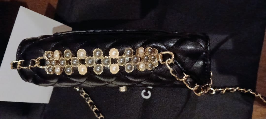 CHANEL ブラックレザー風 バッグ