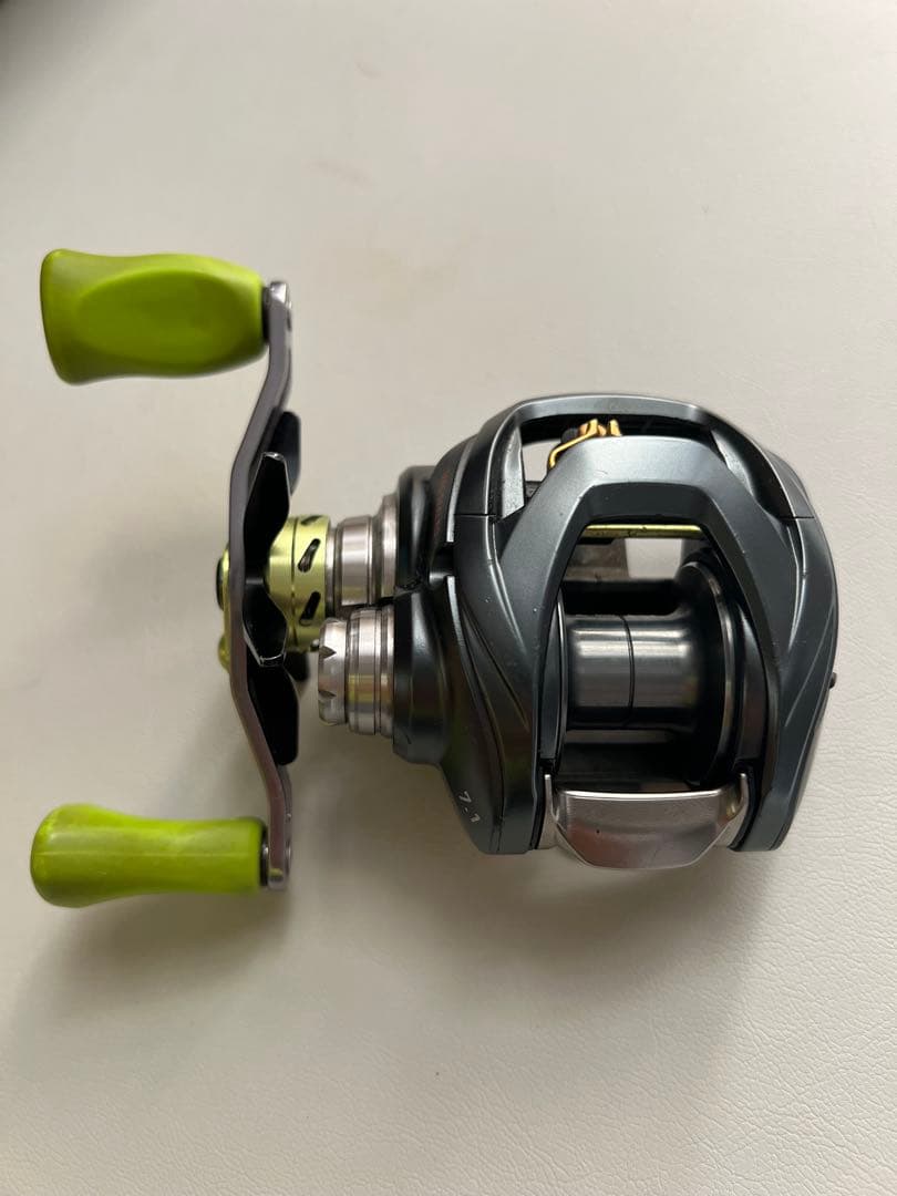 スティーズ　A TW ベイトリール 7.1 左巻き