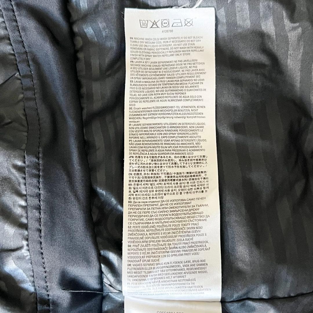 3282 ボルコム　ジャケット ゴアテックス 総柄　黒　青　XS