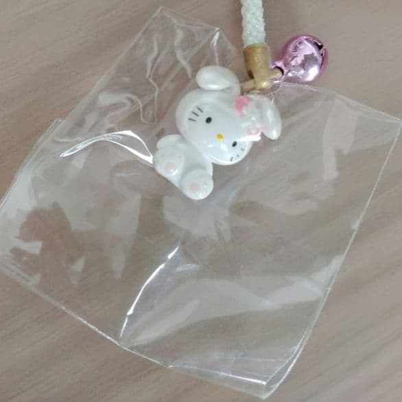 ハローキティ　ご当地ストラップ　８個セット