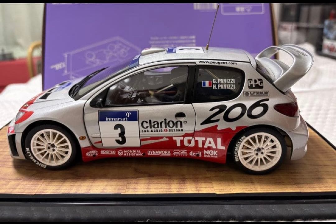 オートアート プジョー 206 WRC 1/18 2002